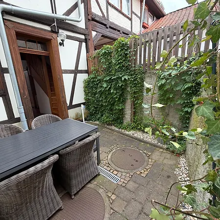 Urlaub Im Fachwerk - Sattlerhaus Daire Quedlinburg